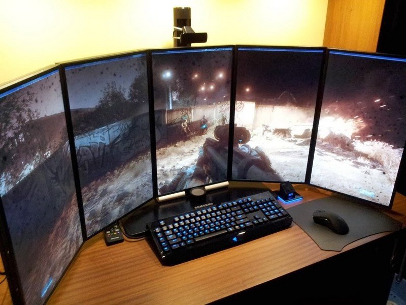 Vertical Monitor Gaming Room Setup Ideas