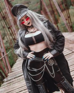 La Belleza de Giu Hellsing, una Cosplayer Preciosa - La Cueva del Lobo